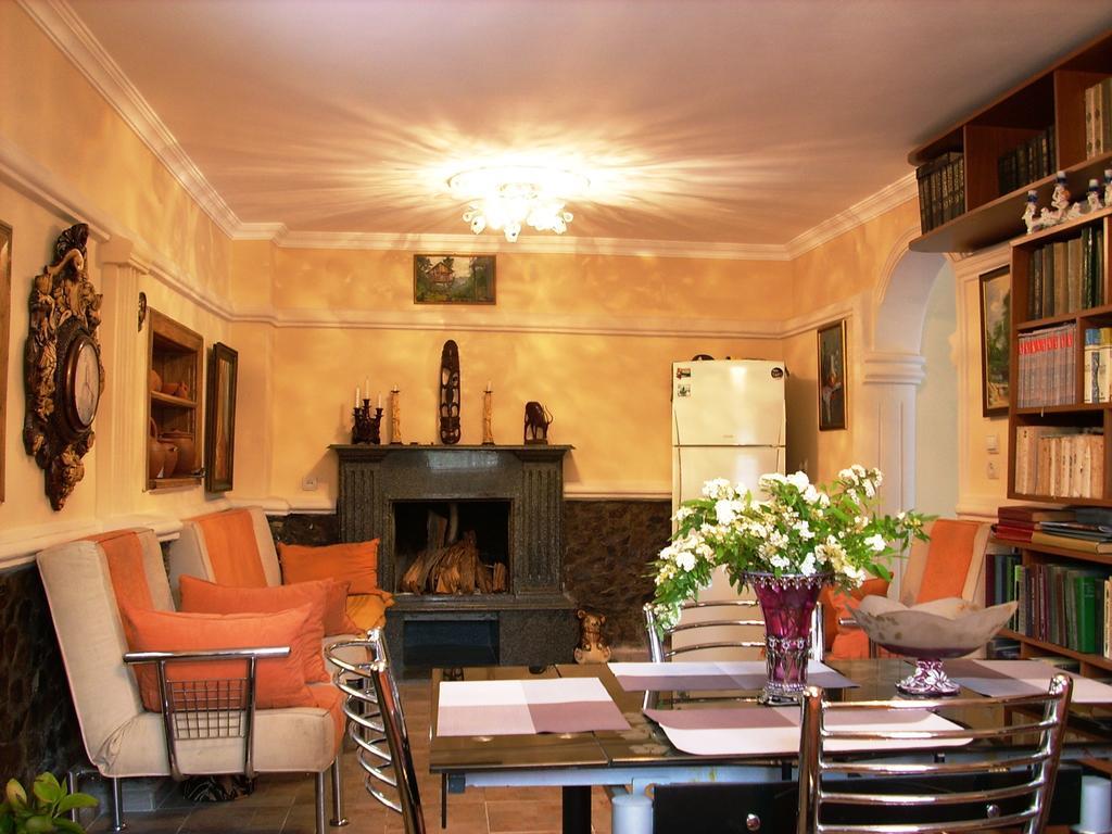 Deluxe Guest House Кваріаті Номер фото
