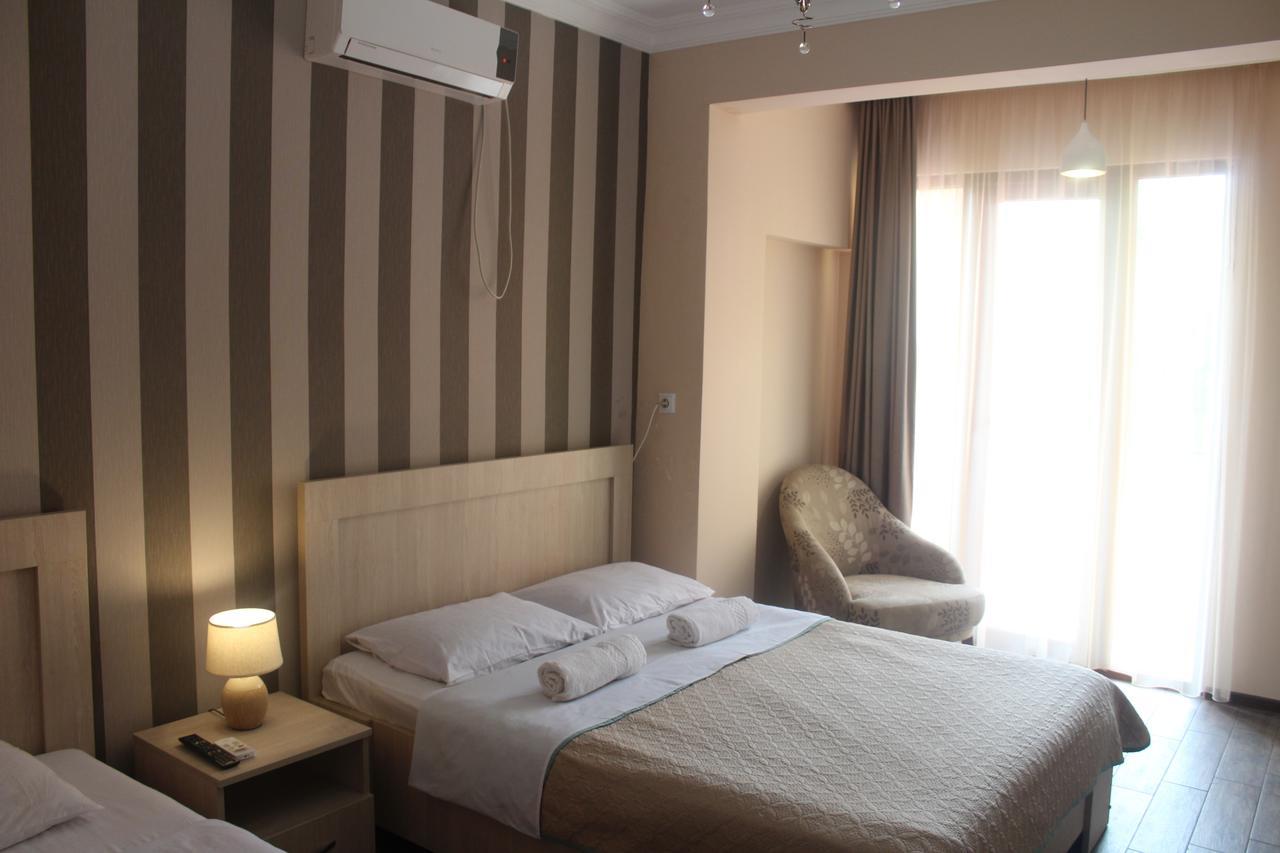 Deluxe Guest House Кваріаті Екстер'єр фото