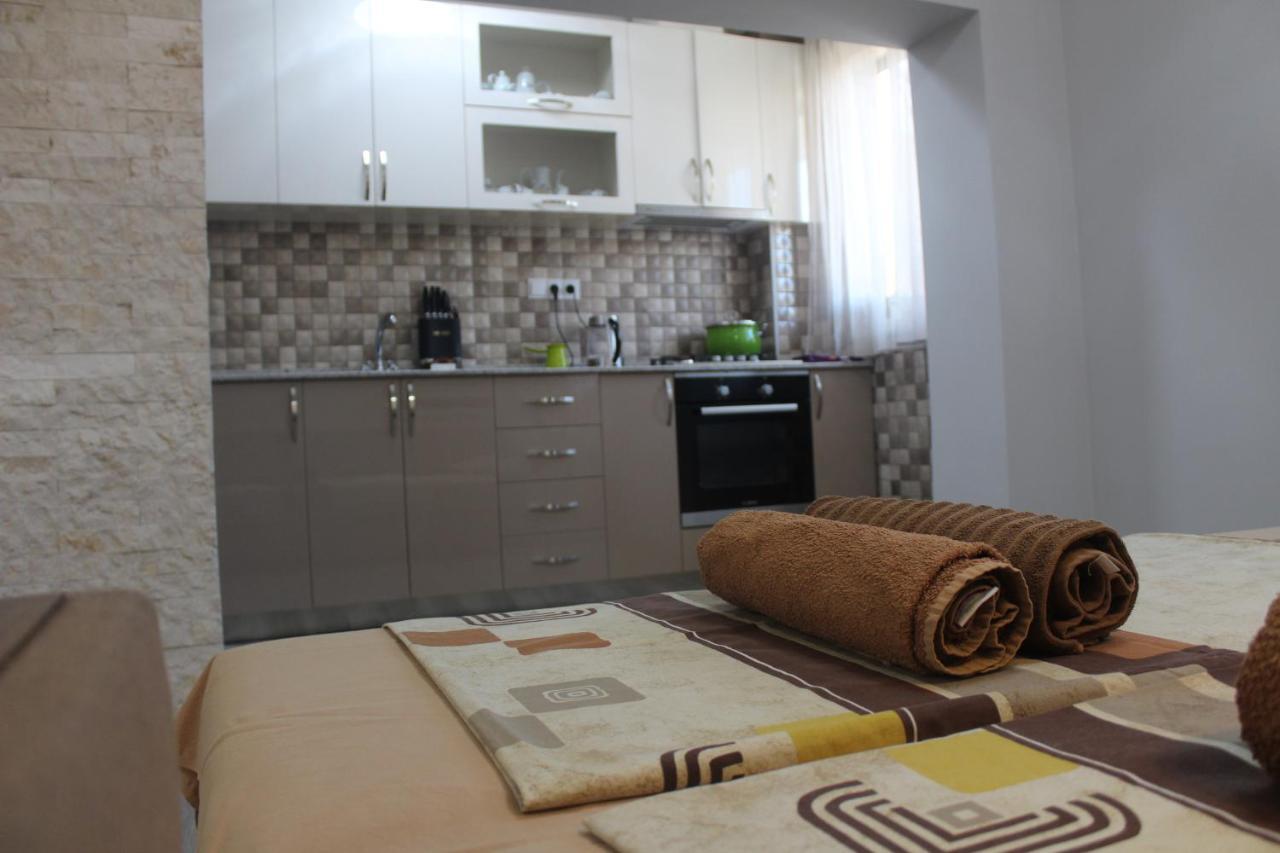 Deluxe Guest House Кваріаті Екстер'єр фото