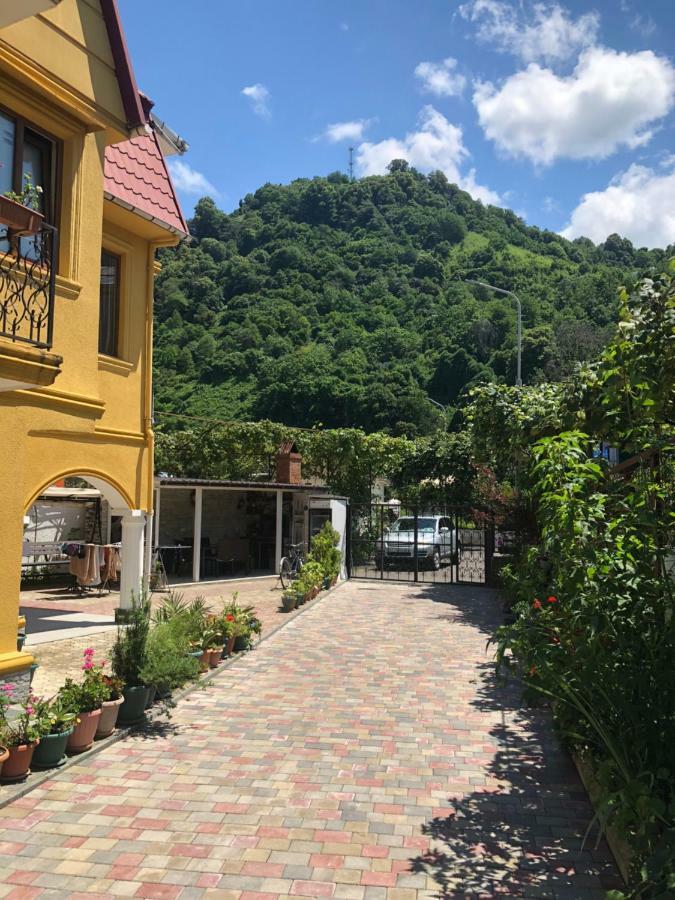 Deluxe Guest House Кваріаті Екстер'єр фото