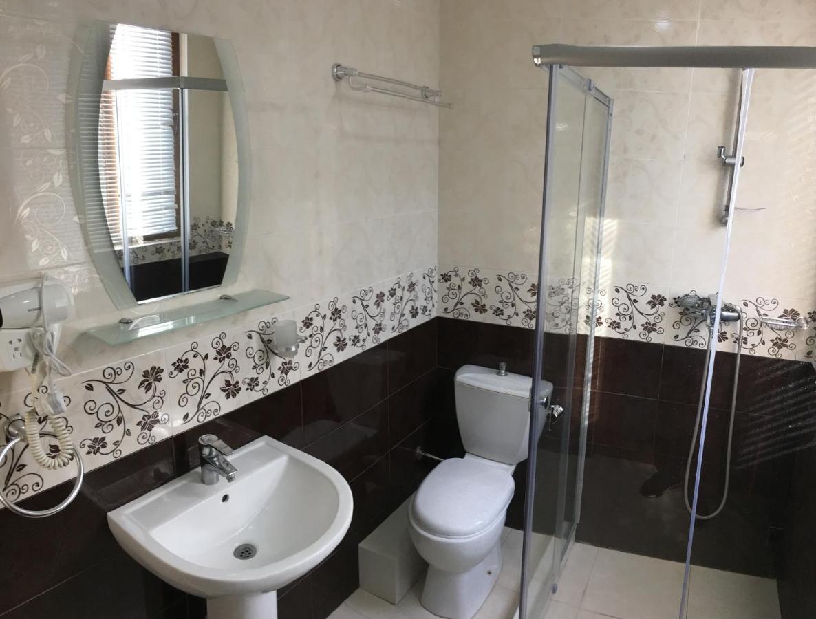 Deluxe Guest House Кваріаті Екстер'єр фото