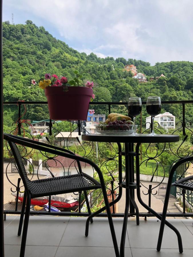 Deluxe Guest House Кваріаті Екстер'єр фото