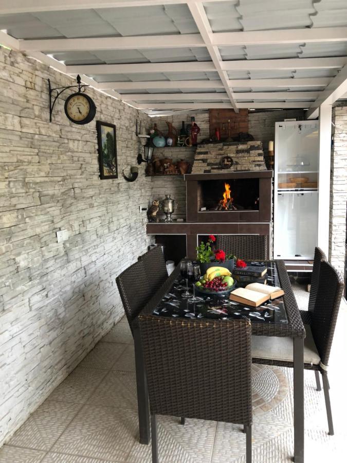 Deluxe Guest House Кваріаті Екстер'єр фото